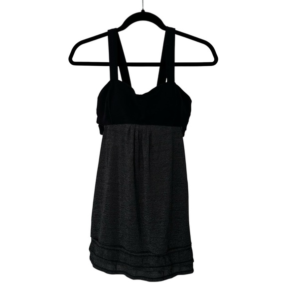 Lululemon Black & Charcoal Built-In Bra Tank Top Sz 6 | Y2K Vibes‎ - Picture 1 of 2